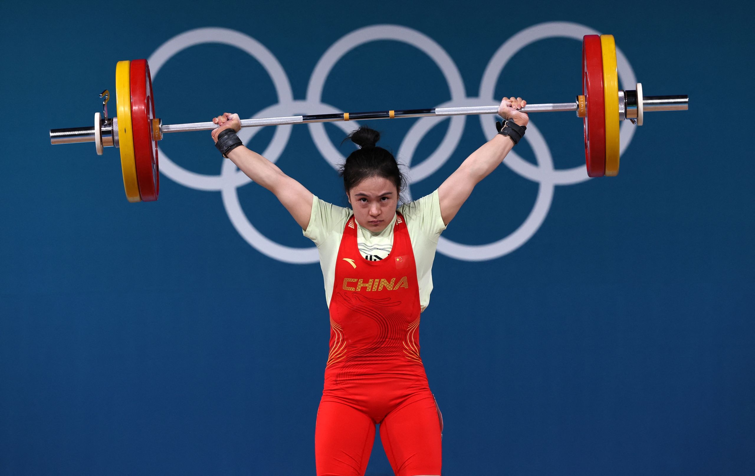 🏋🏻‍♀️奥运举重女子59公斤级决赛：罗诗芳总成绩241公斤 打破奥运记录夺冠